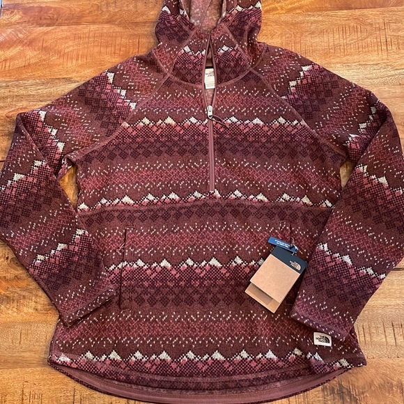 The North Face Tops - 🎉HP🎉 NWT The North Face hooded pullover